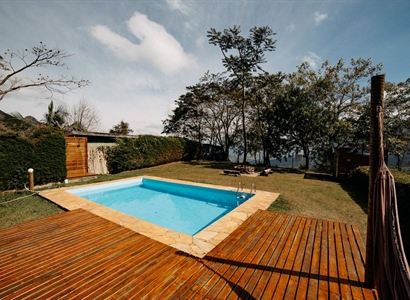 Peak Season Prep: 20+ Essential Safety Checks for Vacation Rentals